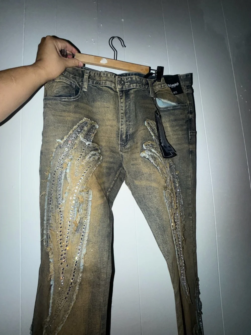 Men's Distressed Olive-Green Jeans with Embellishment - Picture 6 of 7